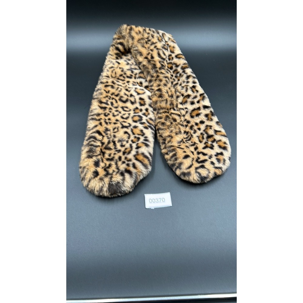 INC International Concepts Faux Fur Leopard Print Pull Through Scarf Tan Black
